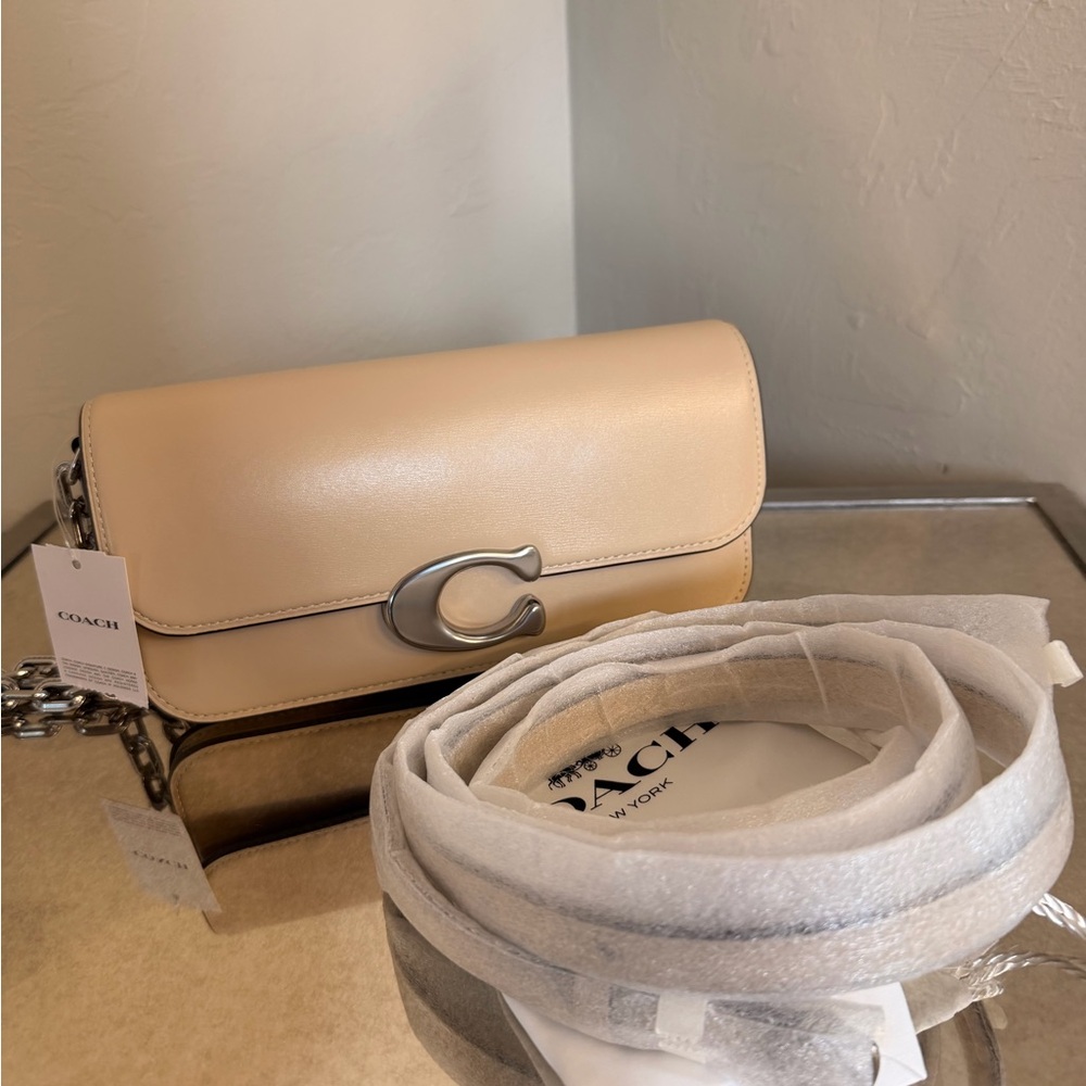 Coach. Idol Bag 23 - Picture 6 of 7